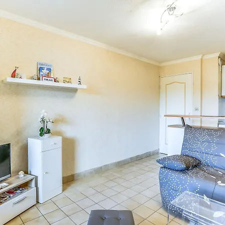 Apartman Les Acanthes